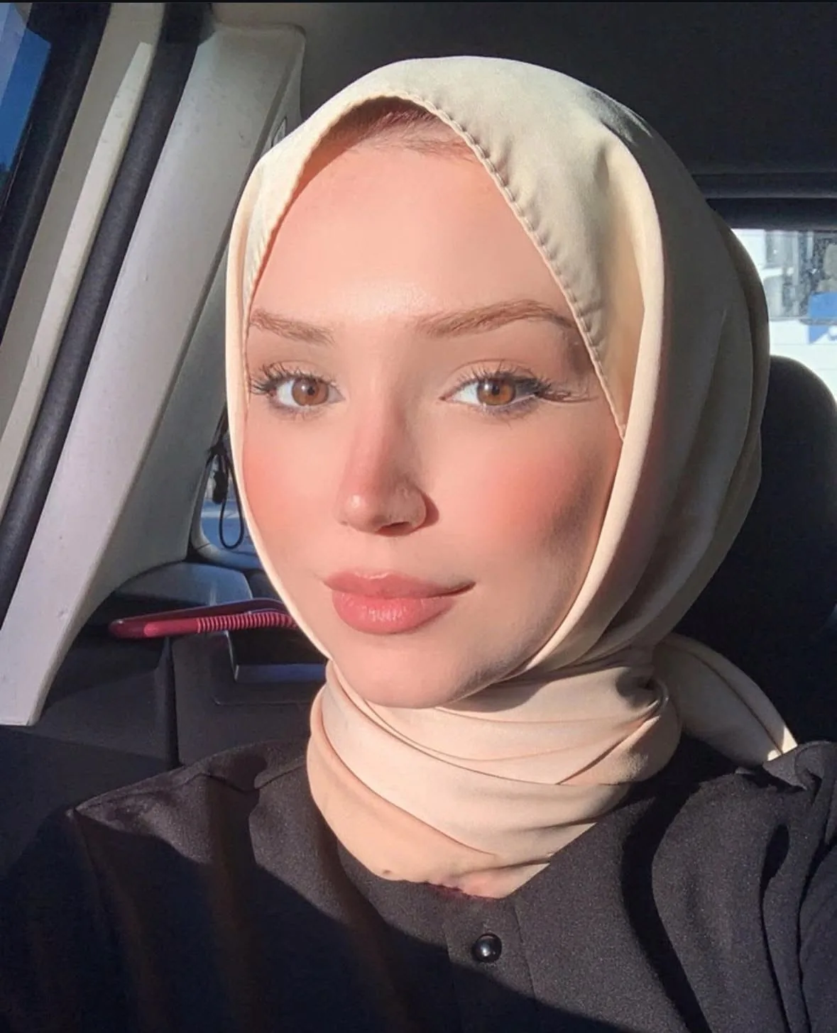 Hilal - Pendik Escort