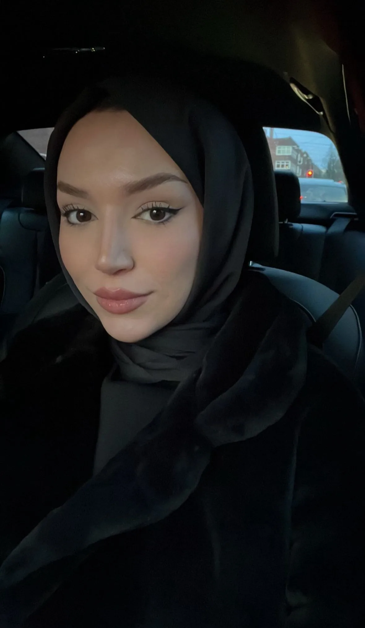 Bade - Kartal Escort