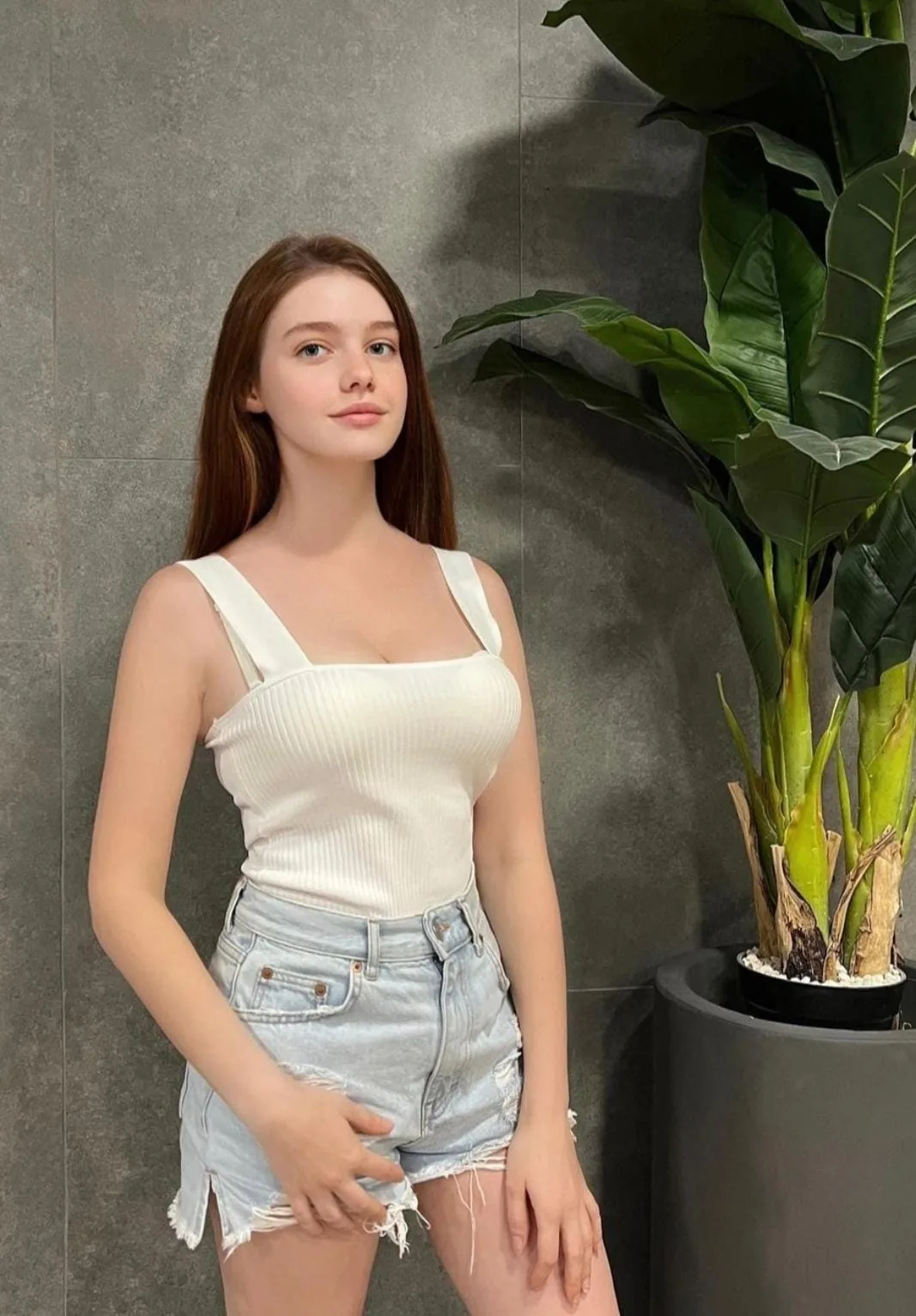 Oya - Pendik Escort